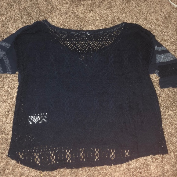 Cropped Tee - Picture 2 of 3